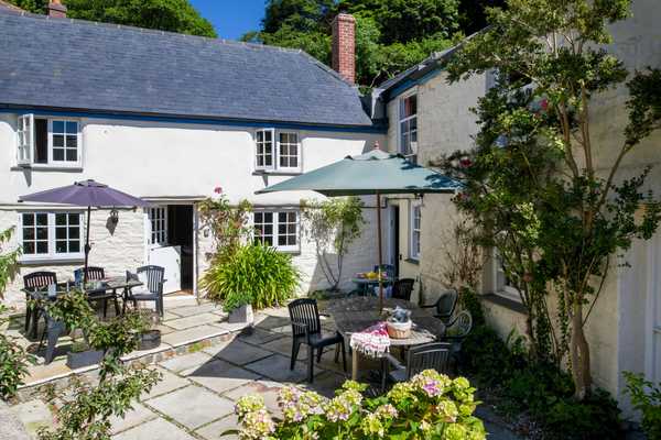 Rose Cottage 1, Durgan Holiday Cottage | Cornish Holiday Cottages